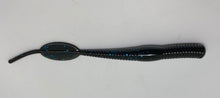 Case Floating Lil Pintail Worm 4-1/2"